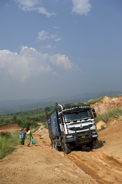 fred bourcier photographe reportage wfp renault trucks burundi 10