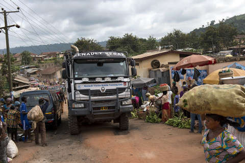 fred bourcier photographe reportage wfp renault trucks ghana jour de marché 02